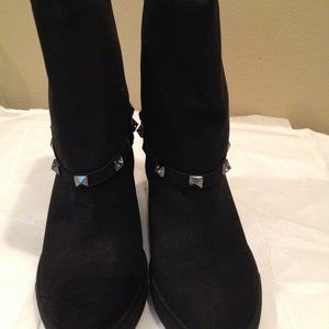 Women boots Jennifer Lopez, black suede, size 6.5